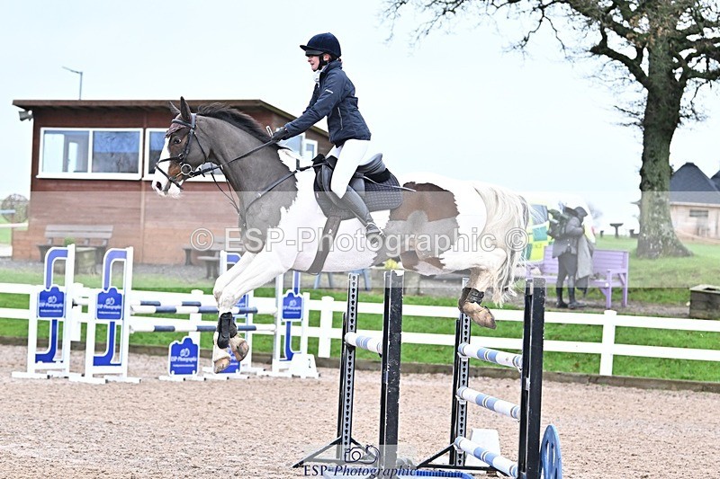 241127-124446-00545 - Cls 04A&B Snr Newc & 1.10m Open