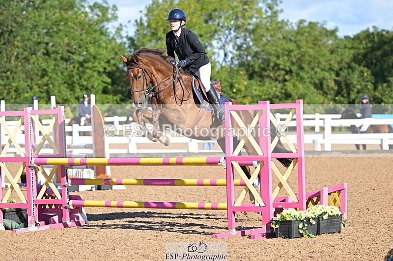 240912A-093303-00695 - Cls 8 Snr British Novice and 90cm Open