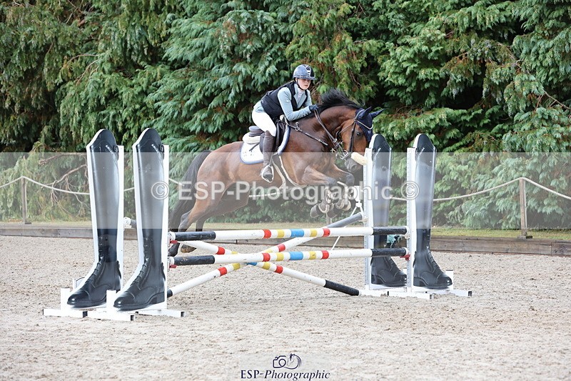 250829A-120141-01530 - Cls 7 British Novice and 90cm