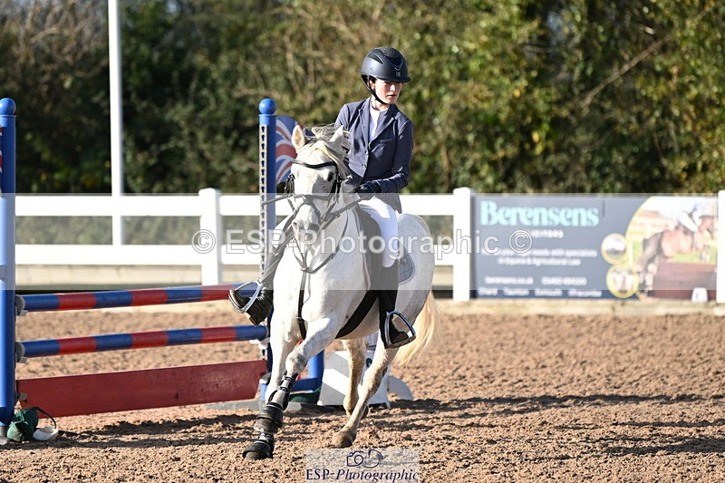 241026A-105315-00226 - SAT Cls 5 Pony British Novice and 80cm
