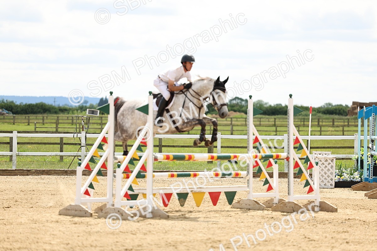 SBM_005374 - Class 18 - Senior 1.05m Open