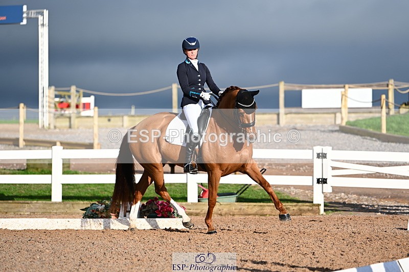 240218A-155136-09242 - 219-Jessica.Davies-Kadanz.II