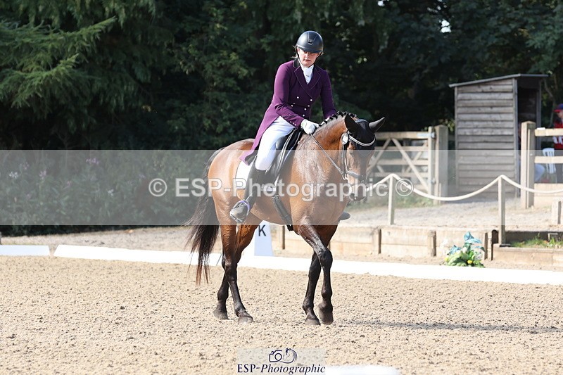 250809A-101301-02326 - 004-Nicola.KayesBoss.X