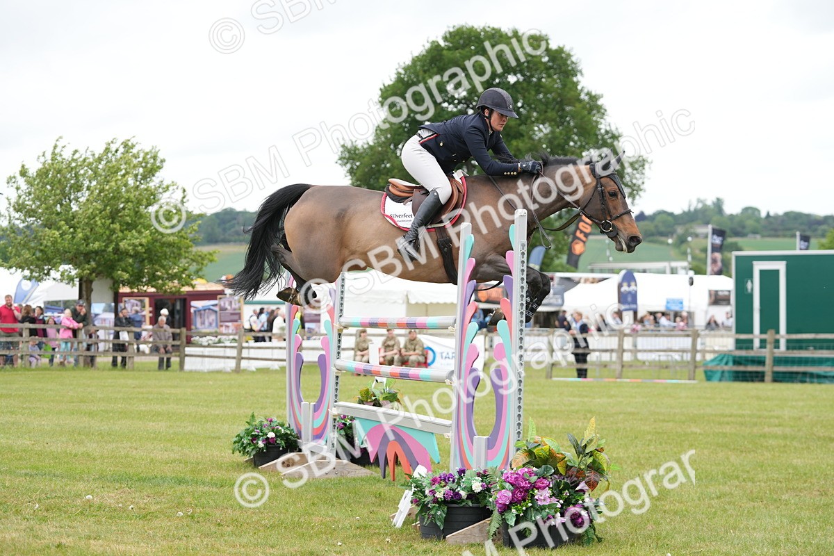 SBM_05244 - Class 201 - British Horse Feeds Speedi Beet Horse of the Year Show Grade  C