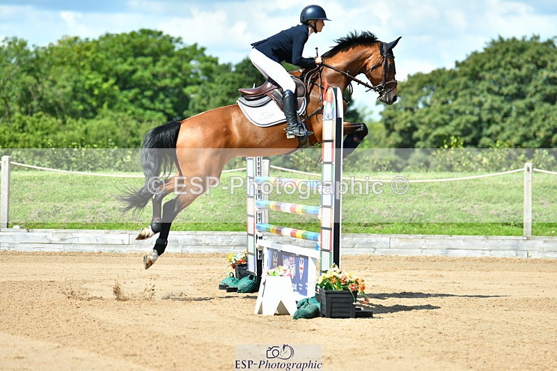 230720A-110808-02076 - Cls 5, 2 Star Medium 1.35m