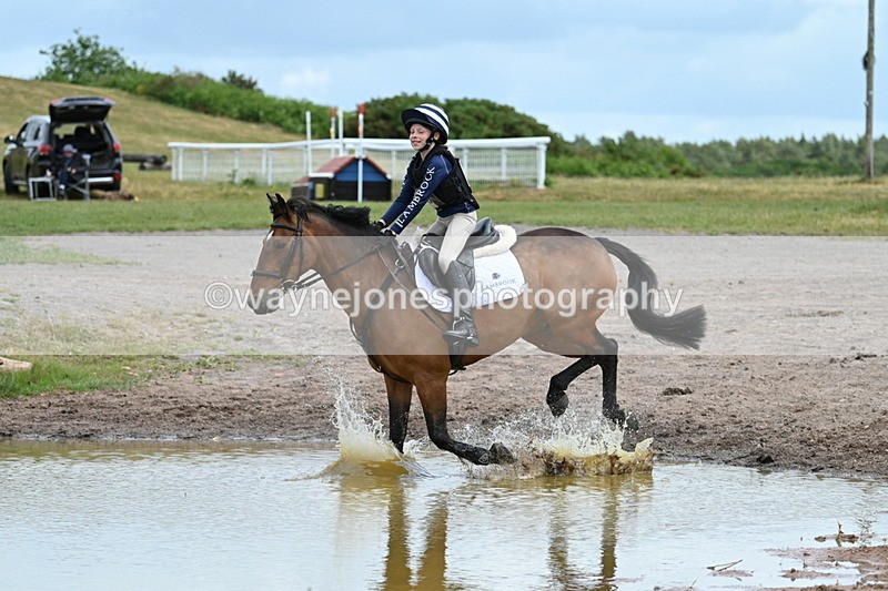 WJ7_7503 - Time 12:34 to 12:37