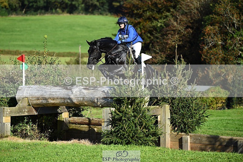 231022-143416-30215 - 343-MIDNIGHT.ROLLERCOASTER-Alison.Lidstone-XC