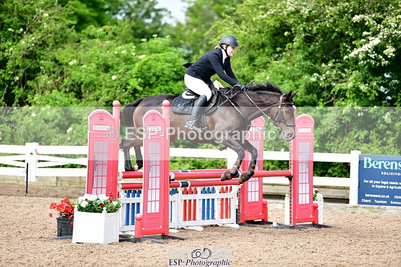 240526A-095638-07209 - Cls 32 British Novice and 90cm Open
