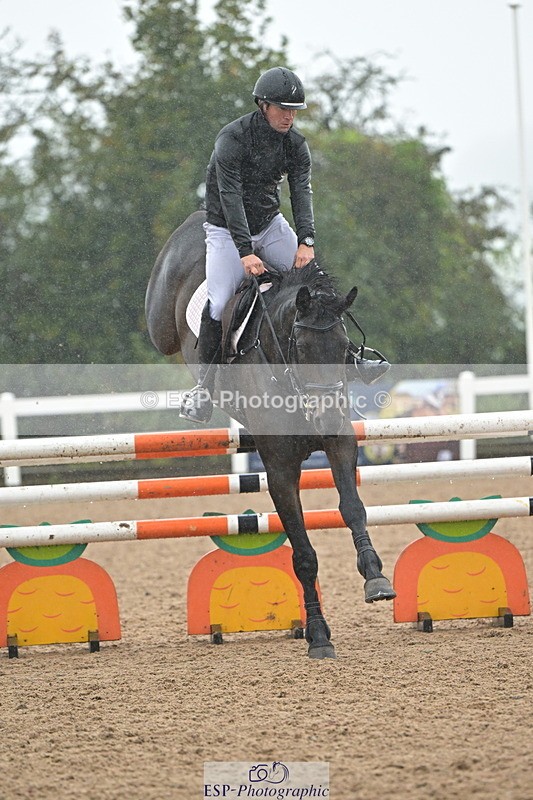 240925A-134843-01011 - Cls 4 Newcomers and 1.10m Open