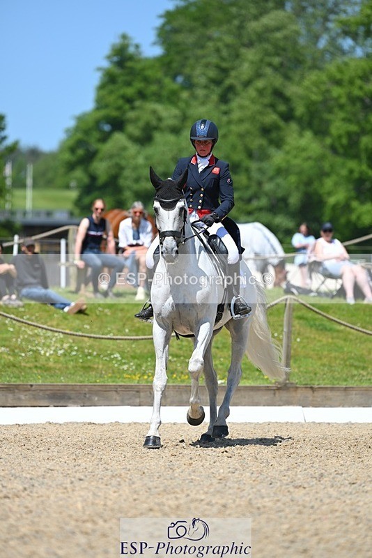 230526-120005-05903 - 472-VENDREDI_BIATS-Kitty_King-DR