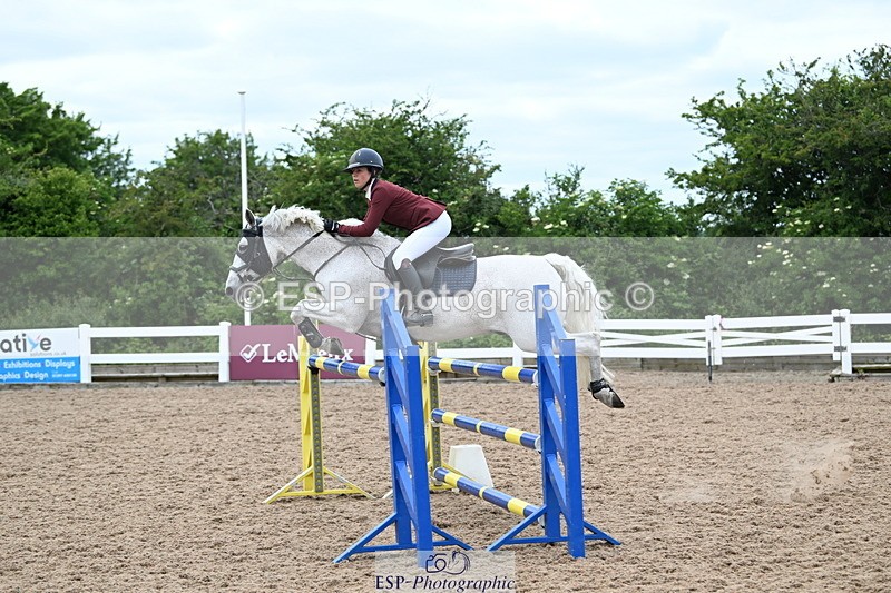 240609A-143610-05986 - Cls 26 Pony Foxhunter and 1.10m Open