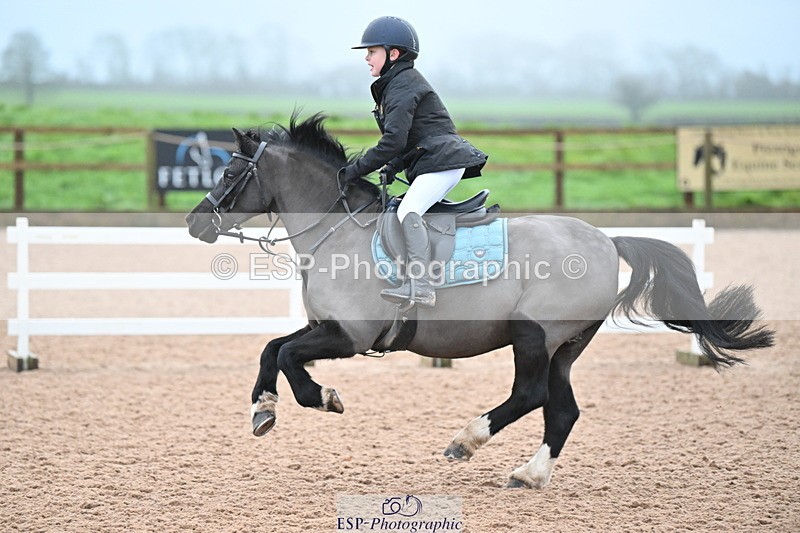 231203A-091226-00102 - Cls 11 Clear Round