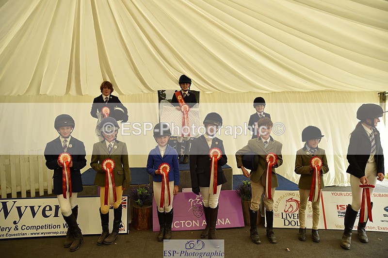 240823X-150822-17966 - 60cm Presentations