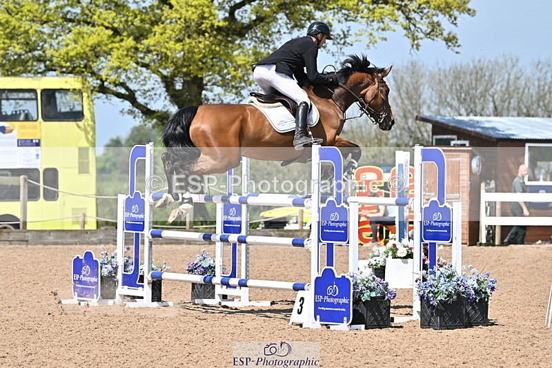 240509A-121838-01718 - Cls 10 National 1.30m Open