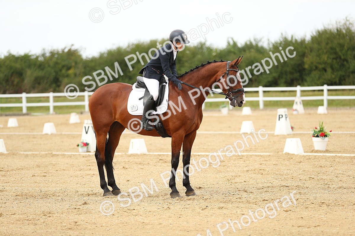 SBM_017679 - Class 13 - Novice 23 - 14.27-15.16