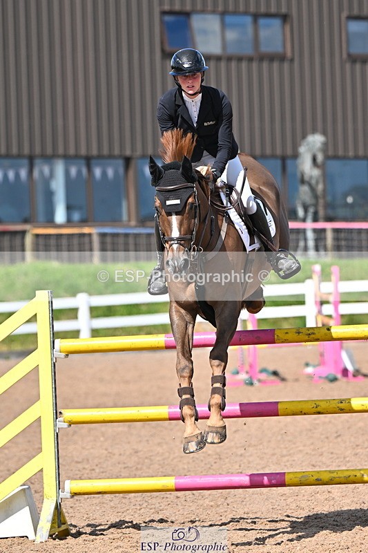 240619A-162303-01201 - Cls 6 National 1.30m and 1.40m