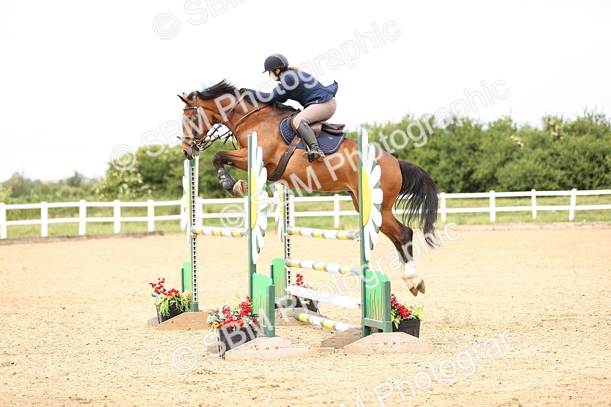SBM_007808 - Class 19 - Senior Newcomers - 1.10m