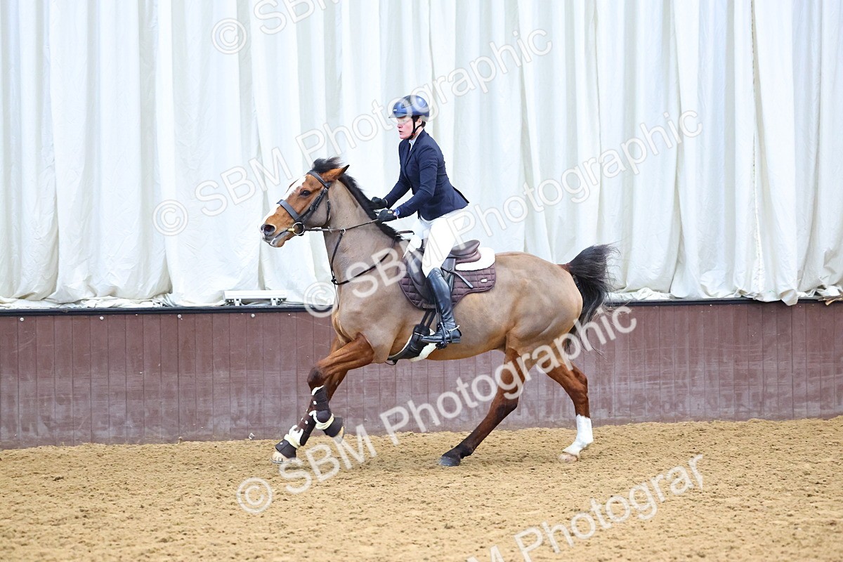 SBM_001141 - Class 4 - Senior Newcomers - 1.10m