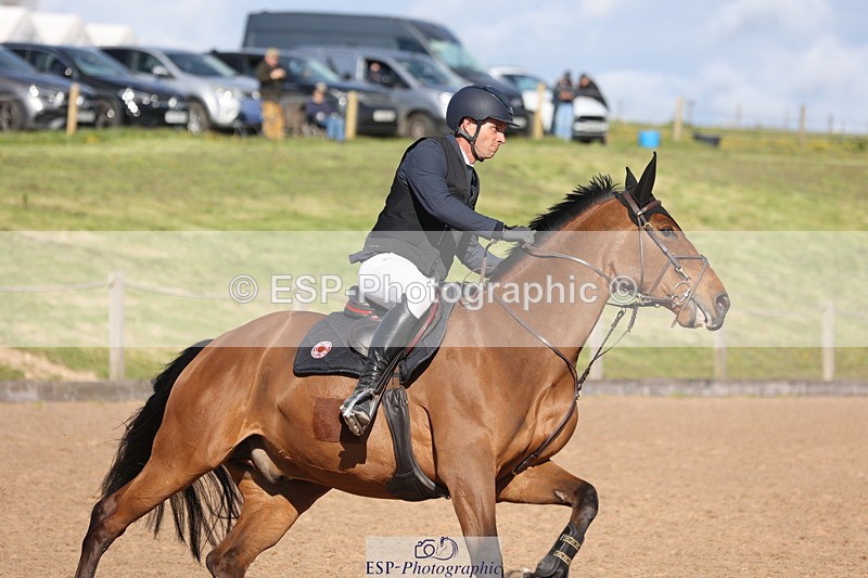 240419A-163420-09443 - Cls 10, 2 Star Big Tour 145cm  15.45 to 16.35 break