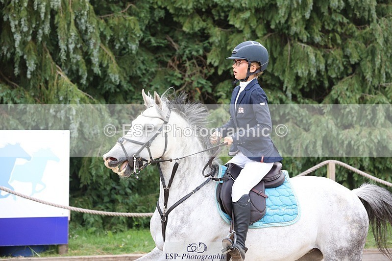 230618-083639-09293 - Cls 19 Pony Intro 1m