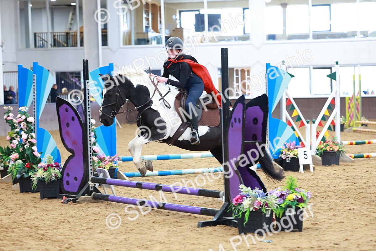 SBM_001532 - Class 3 - Horse & Hound (60cm)