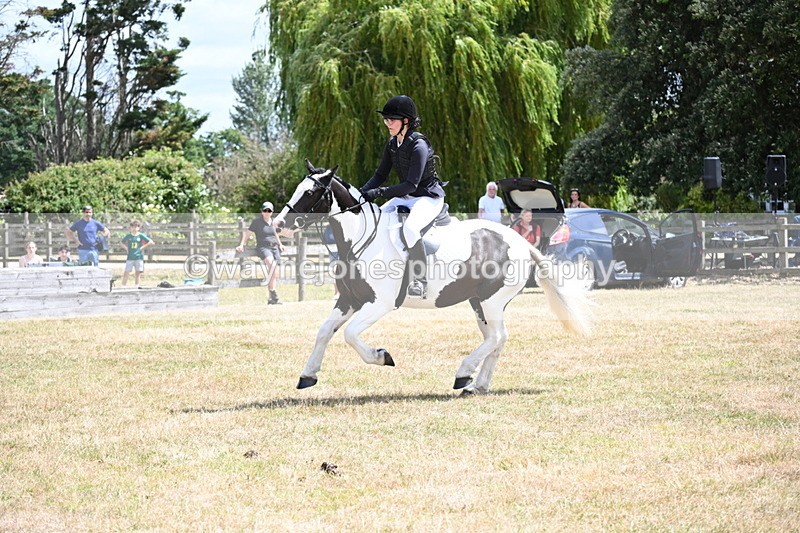 WJ6_5440 - Class 12 Minimus Jumping 45cm