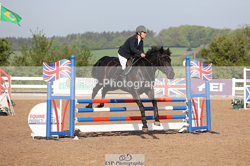 240510A-084337-04379 - Cls 13 British Novice and 90cm Open