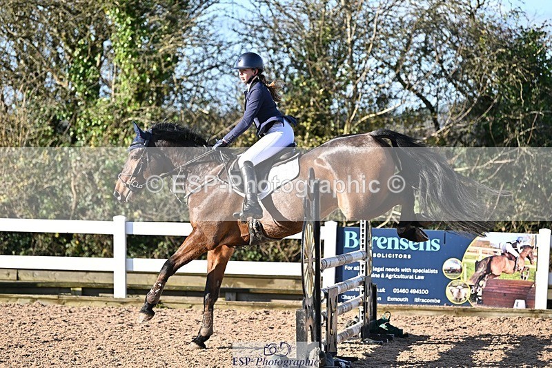 241120X-104638-00174 - Cls 02A&B Snr Disc & 100 Open