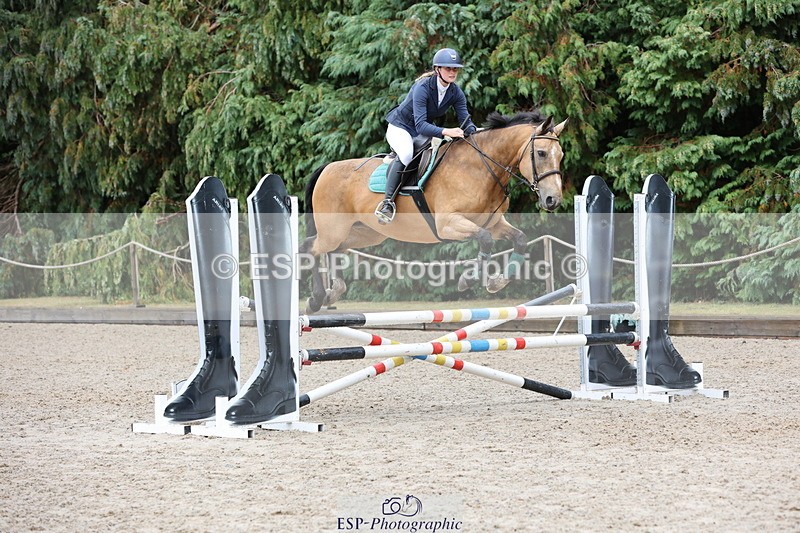 250829A-120629-01558 - Cls 7 British Novice and 90cm