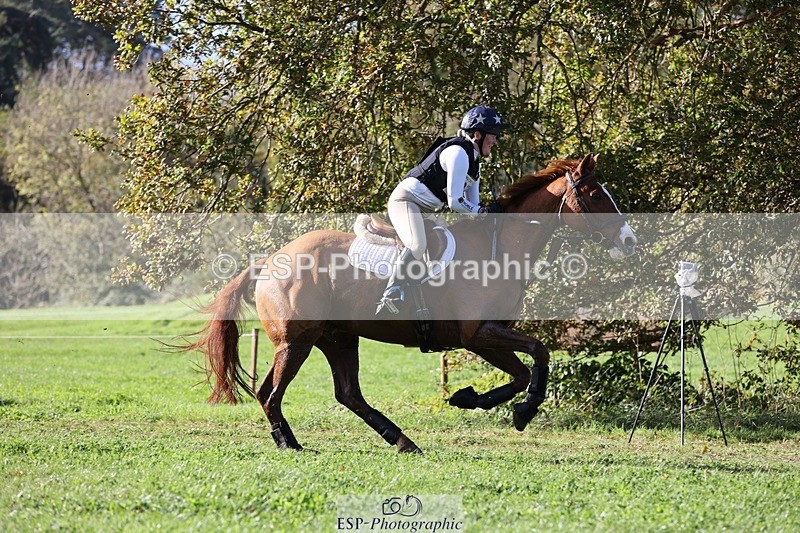 241026-111413-12260 - 370-Emma.Tamblyn-COOL.JET.II