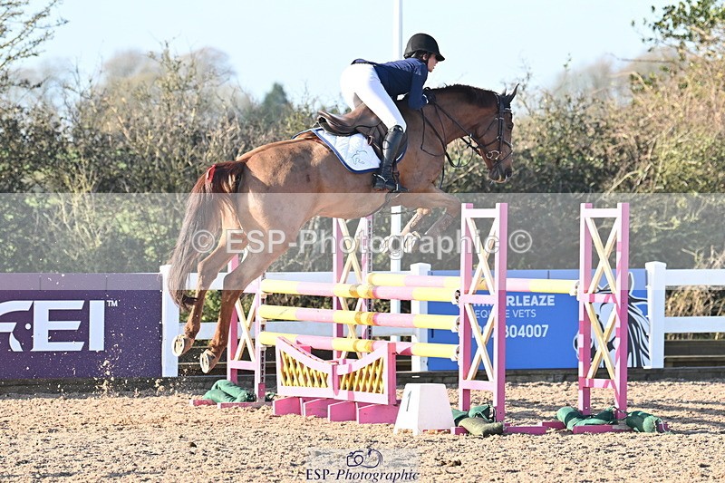 231210A-132930-02589 - Cls 20 Newcomers & 1.10m Open