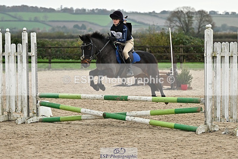 241110-135324-00966 - 60-65cm Arena Eventing