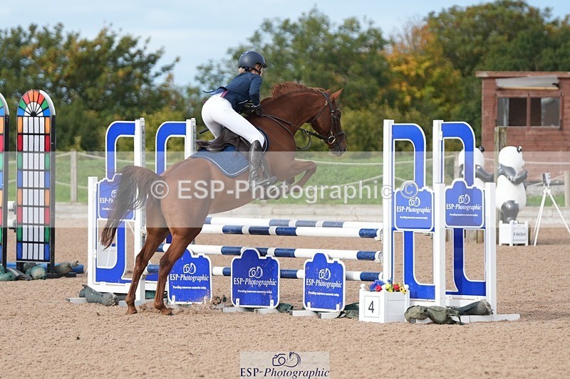 250921-101225-02128 - Cls 4 Pony British Novice and 80cm