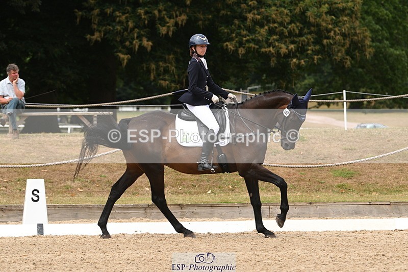 250719A-121652-04724 - 162-Sarah.Warman-In.the.Spotlight