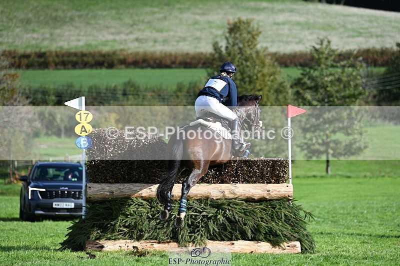 251024A-105039-07488 - A-007-Maja.Hullah