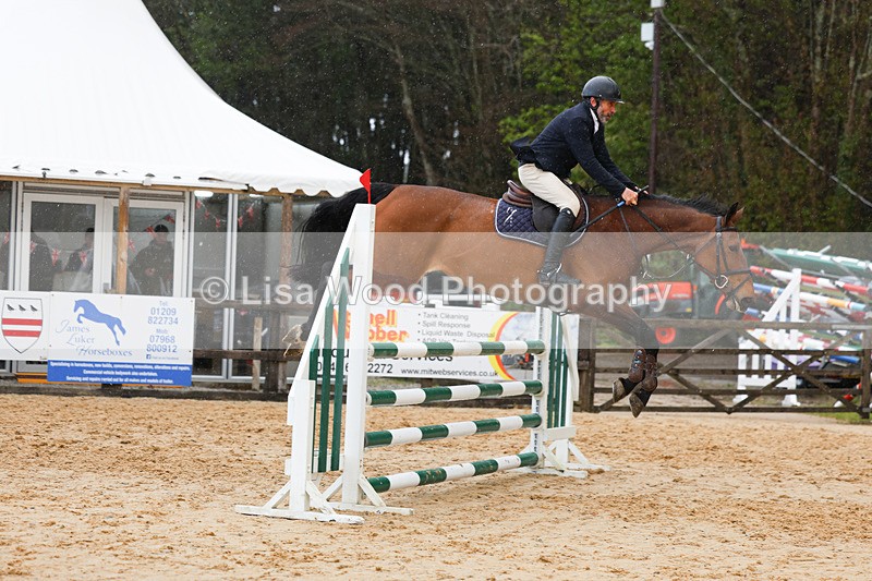 3E7A1550 - Class 6: Senior 1.05m
