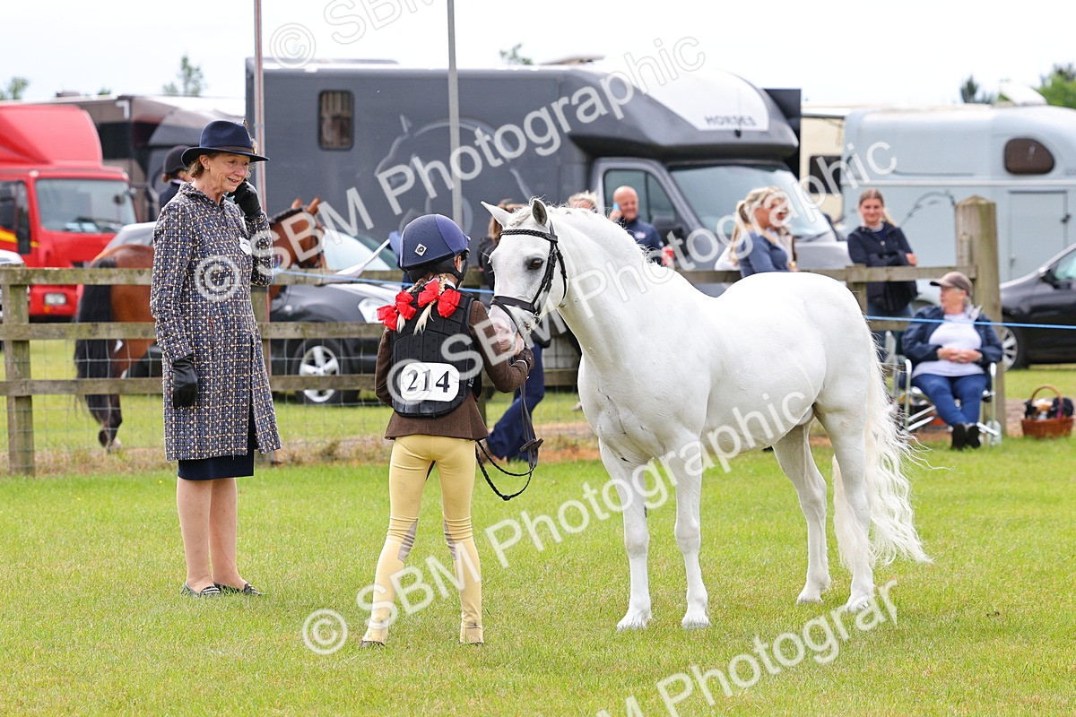 SBM_09606 - Class 44-45 - LIHS BSPS Open Nursery and Cradle Stakes