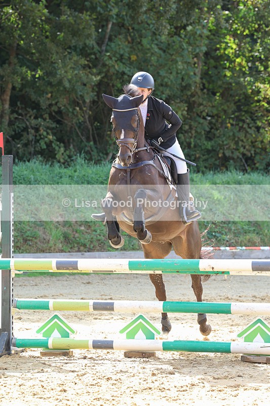 3E7A0668 - Class 4: Senior British Novice/90cm open