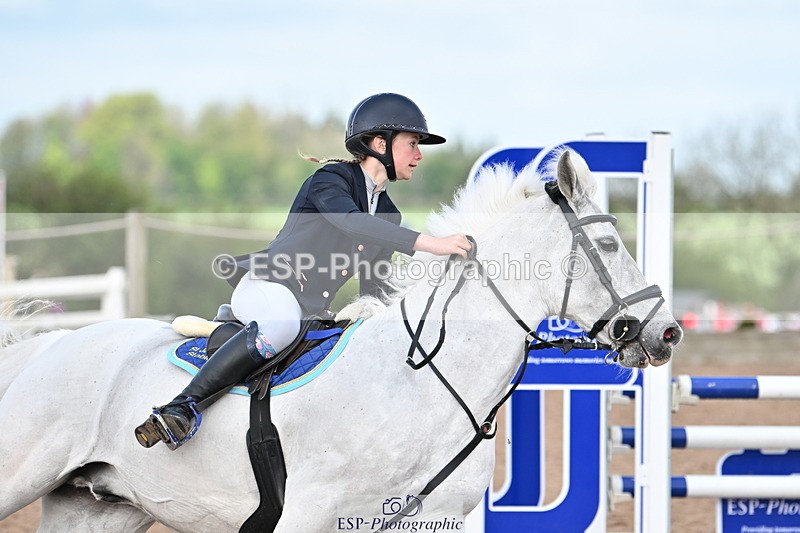 240506A-110853-08427 - Cls 3  Pony Discovery & 90cm Open