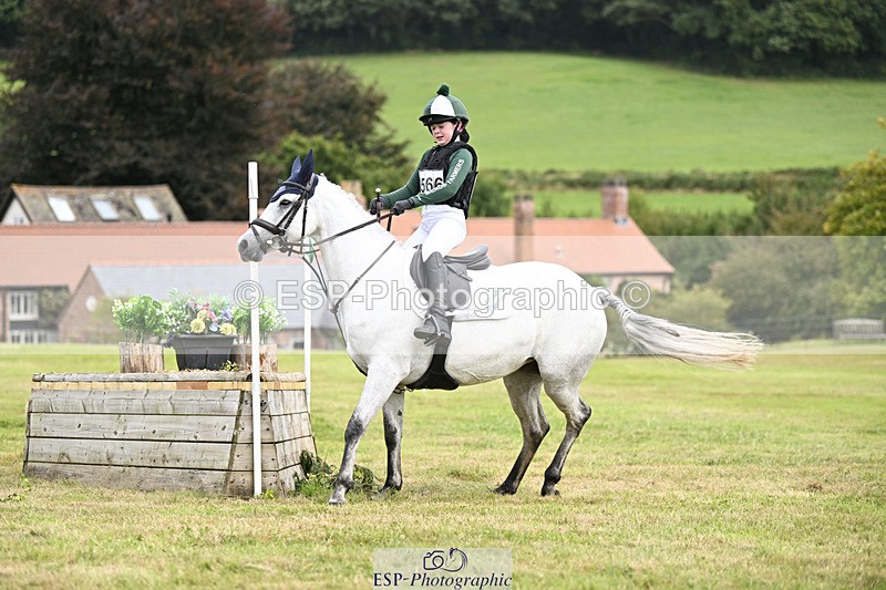 240825X-120440-33710 - 70cm XC 12.00 to End