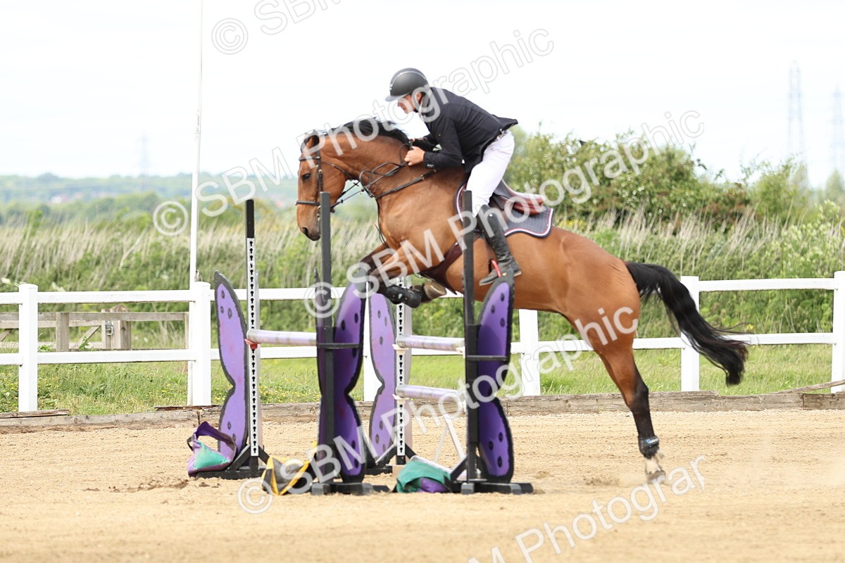 SBM_000882 - Class 4 - Senior Newcomers - 1.10m