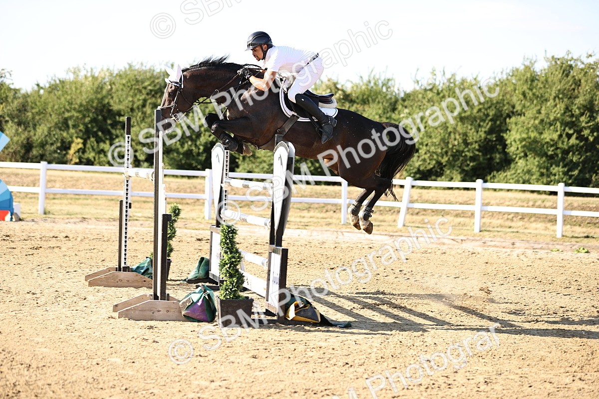 SBM_015899 - Class 18 - Senior 1.35m Open