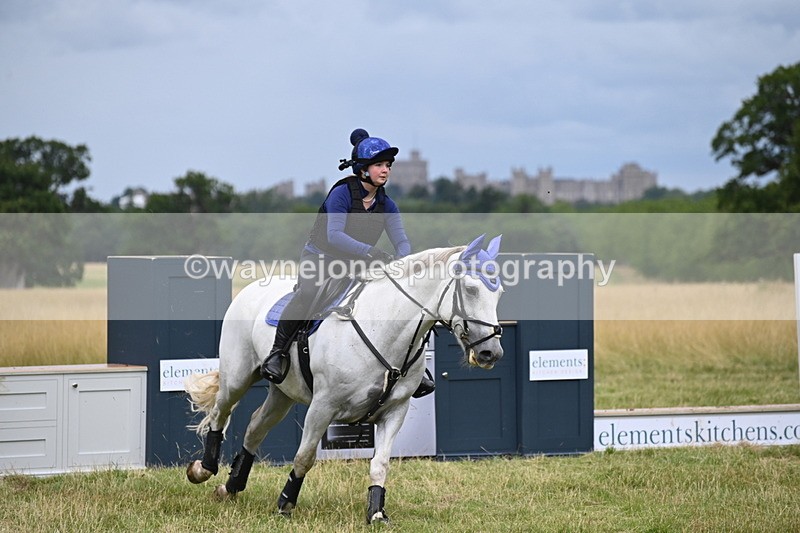 WJ6_4620 - Time at Jump 13:04 to 13:34