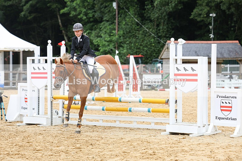 3E7A6696 - Class 11: Junior 70cm