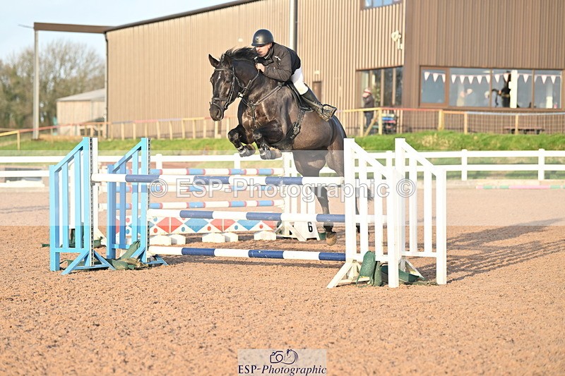 231210A-145352-02843 - Cls 21 Foxhunter & 1.20m Open