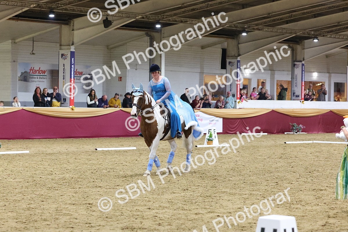 SBM_10177 - Class 52 Strictly Fancy Dress-Age