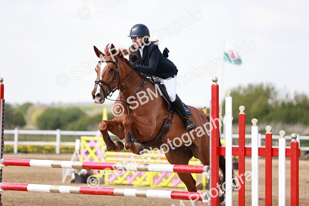  - Class 24 - Senior Newcomers - 1.10m