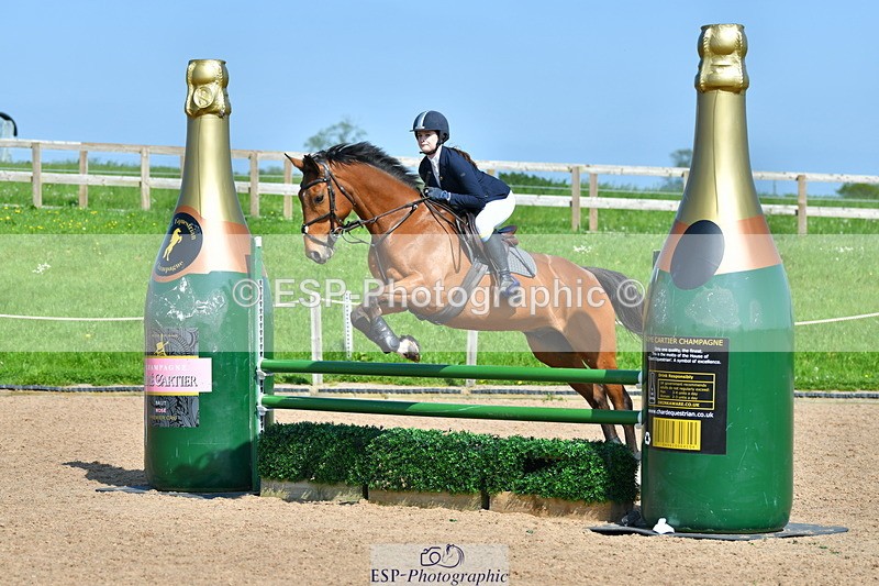 230513A-153820-01774 - Cls 40 Club 90cm