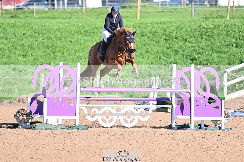 231014A-113625-04434 - Cls 18 Newcomers & 1.10m Open