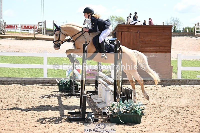 250504-120458-03081 - Cls 17+18 Club and Schools 80cm